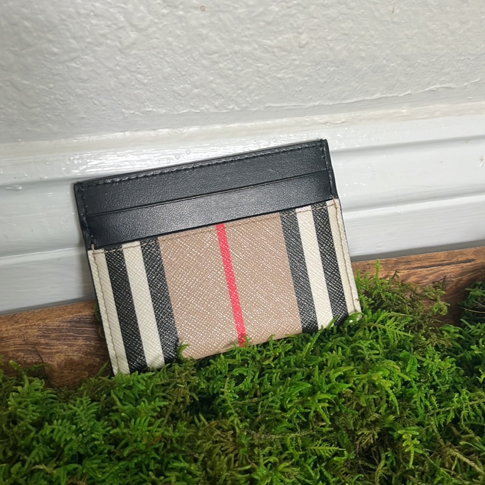 Burberry Black and Beige Card Holder - Picture 2 of 4